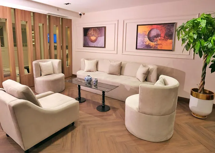 Отель Park Dedeman Sisli *