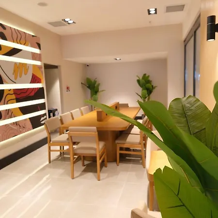 ホテル Park Dedeman Sisli *